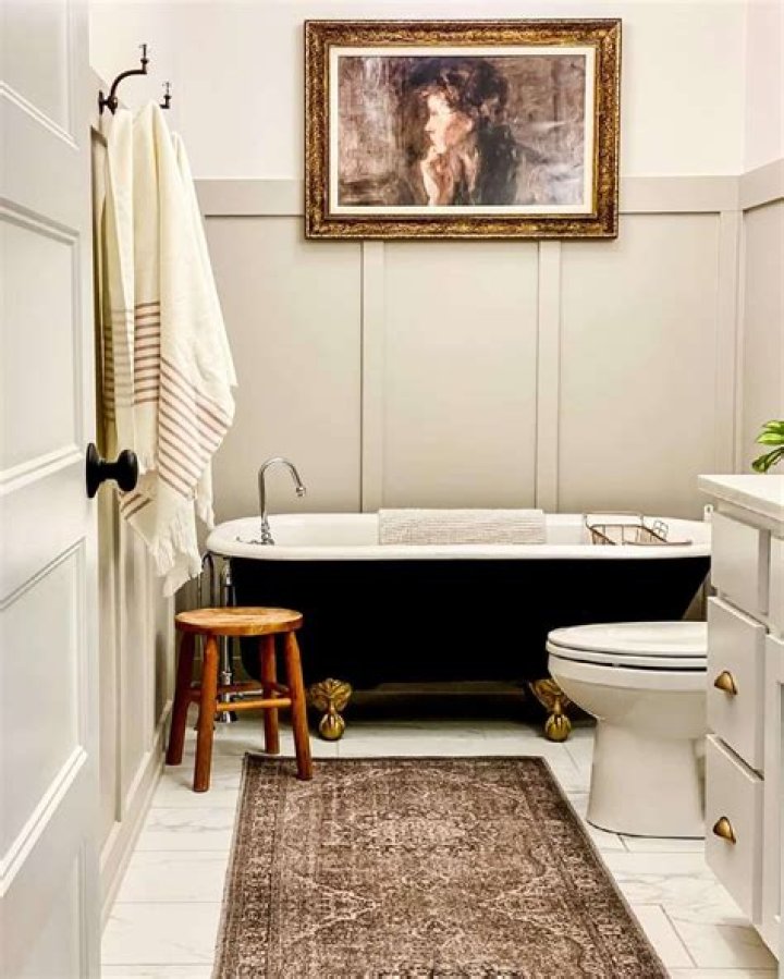 Bathroom wainscoting ideas - How To Discuss