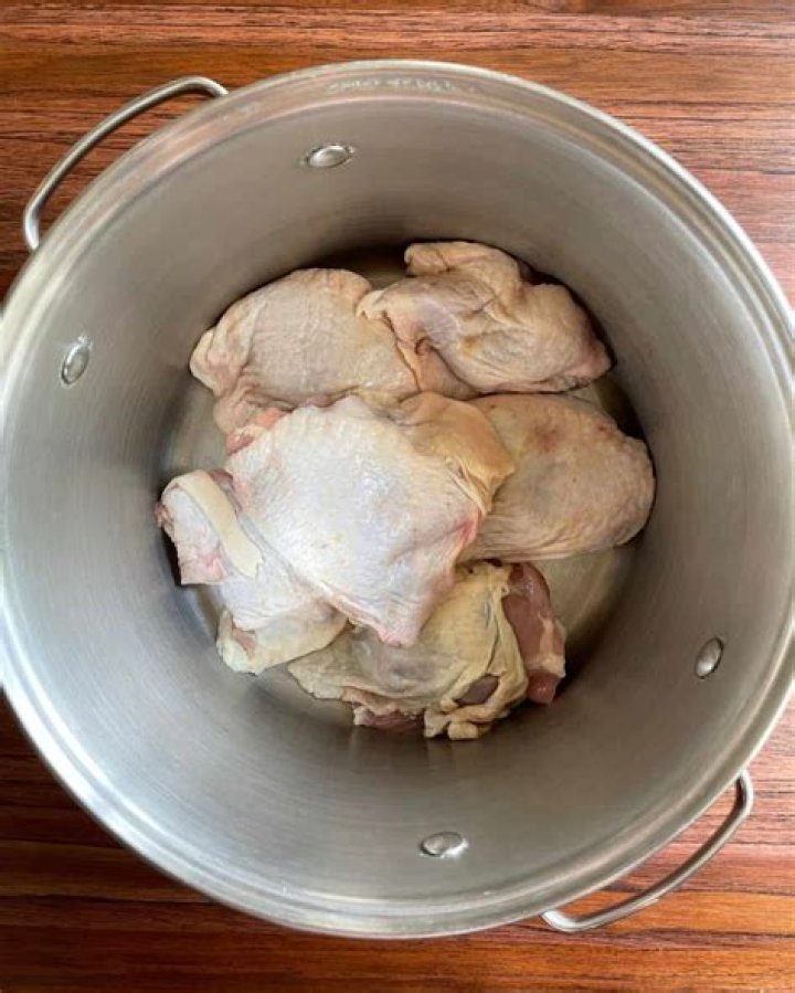 How Long Do You Boil Chicken Thighs On The Stove