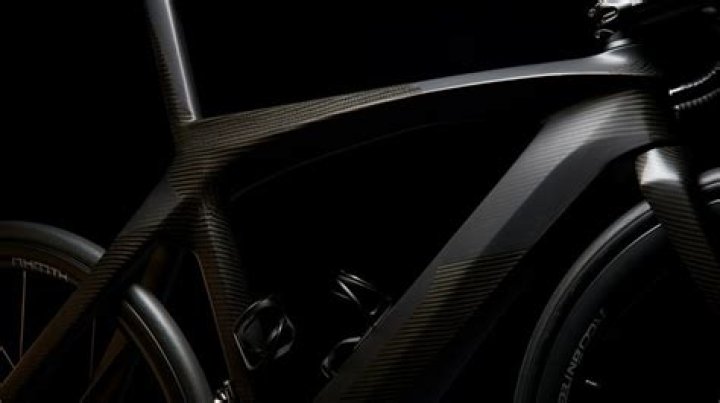 How Much Does A Carbon Fiber Bike Weigh