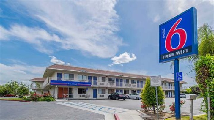 Question: How Much To Stay At Motel 6 For A Month