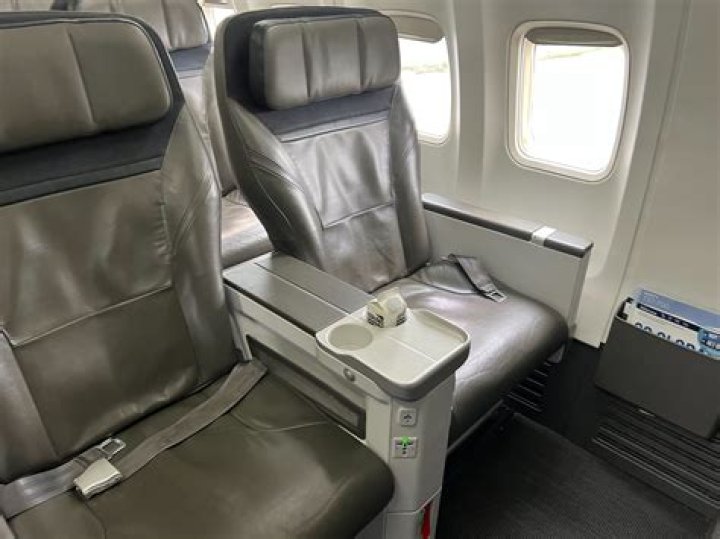 Quick Answer: How Much Is First Class Seats On A Plane
