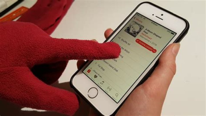 Quick Answer: How To Make Touch Screen Gloves