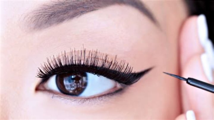 Waterproof liquid eyeliner - How To Discuss