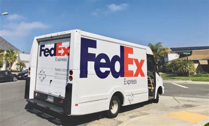 What Time Does Fedex Deliver To My House
