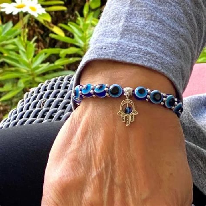 Which Hand To Wear Evil Eye Bracelet